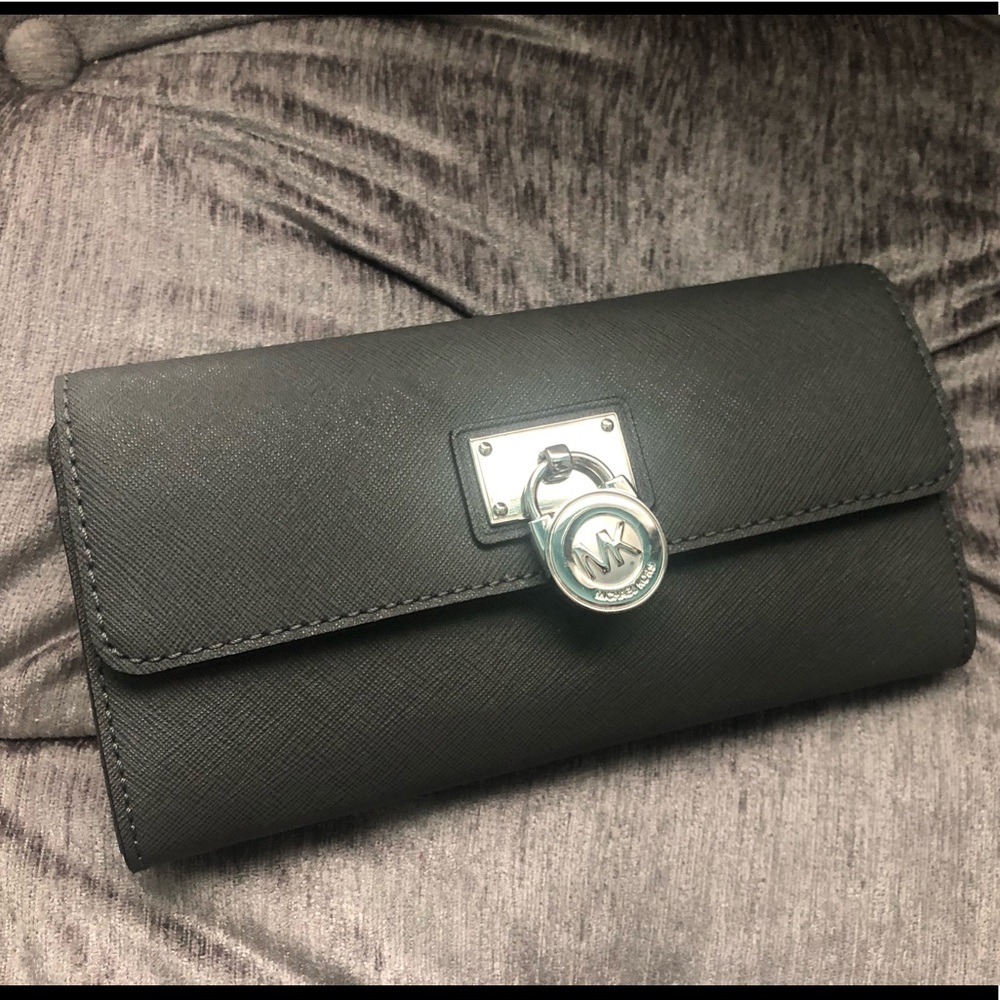 Michael Kors wallet